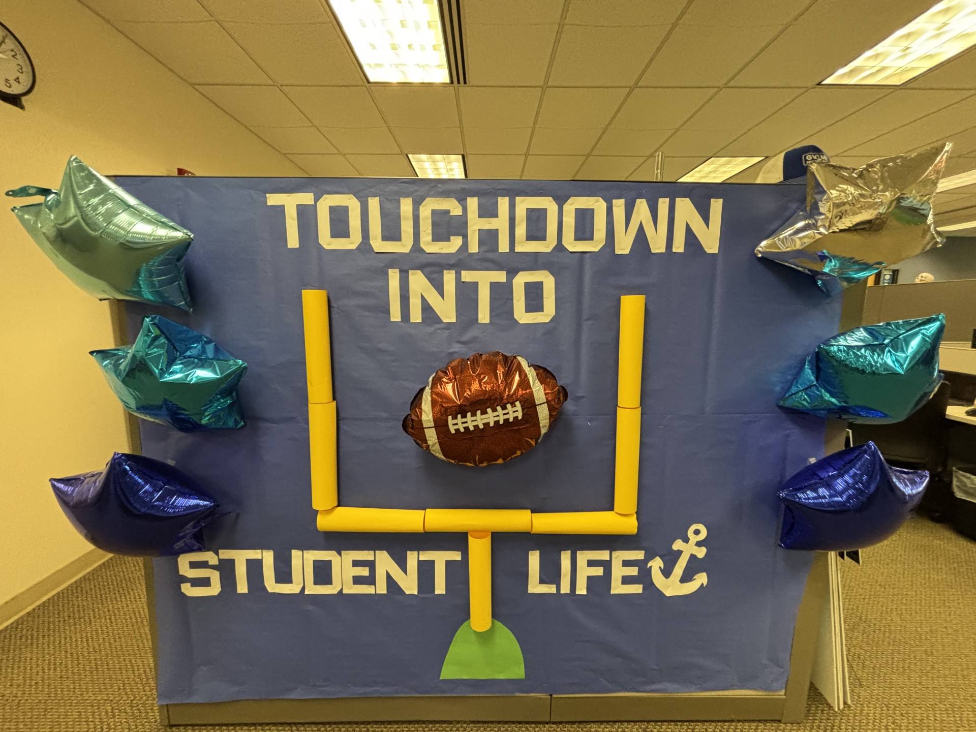 OSL Homecoming "touchdown into Student Life" decoration